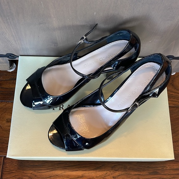 Franco Sarto Black Heels Size 7 - Picture 2 of 4